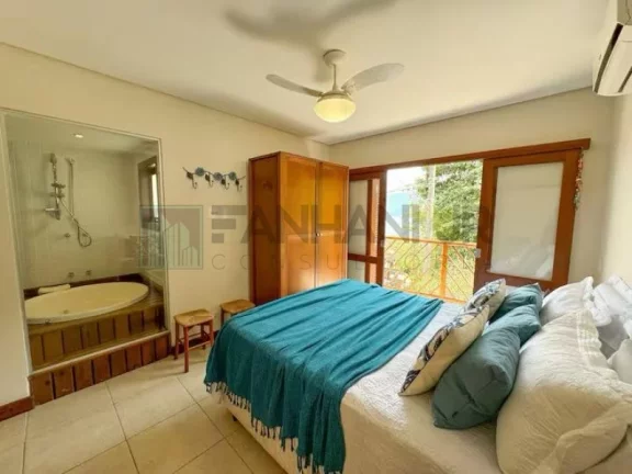 Apartamento à venda em Ilhabela-SP, no bairro Curral: 1 quarto, 1 suíte, 3 salas, 2 banheiros, 1 vaga, 40m² de área.