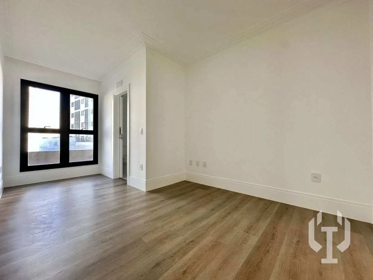 Imagem ST. CLAIR RESIDENCE - APARTAMENTO DIFERENCIADO COM 458m2 PRIVATIVOS E PISCINA EXCLUSIVA