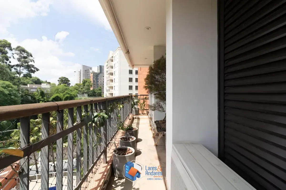 Imagem Apartamento para venda em Real Parque com 4 quartos, sendo 2 suítes, 251m²