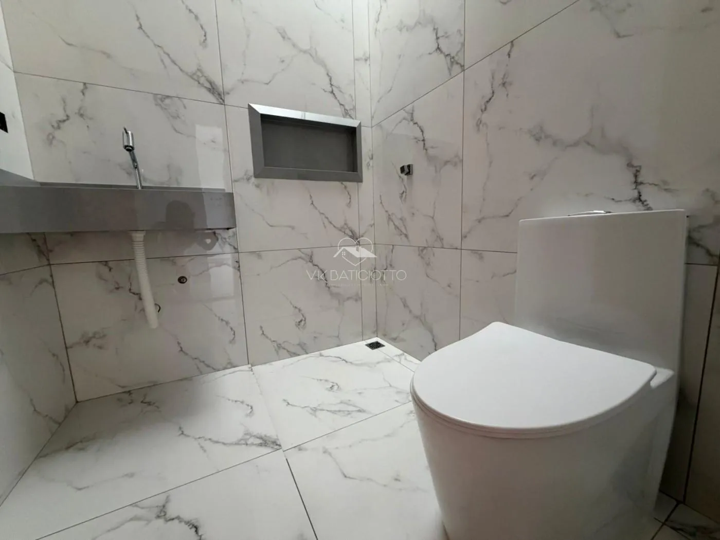 Imagem Casa para Venda em Maringá / PR no bairro Conjunto Residencial Ney Braga