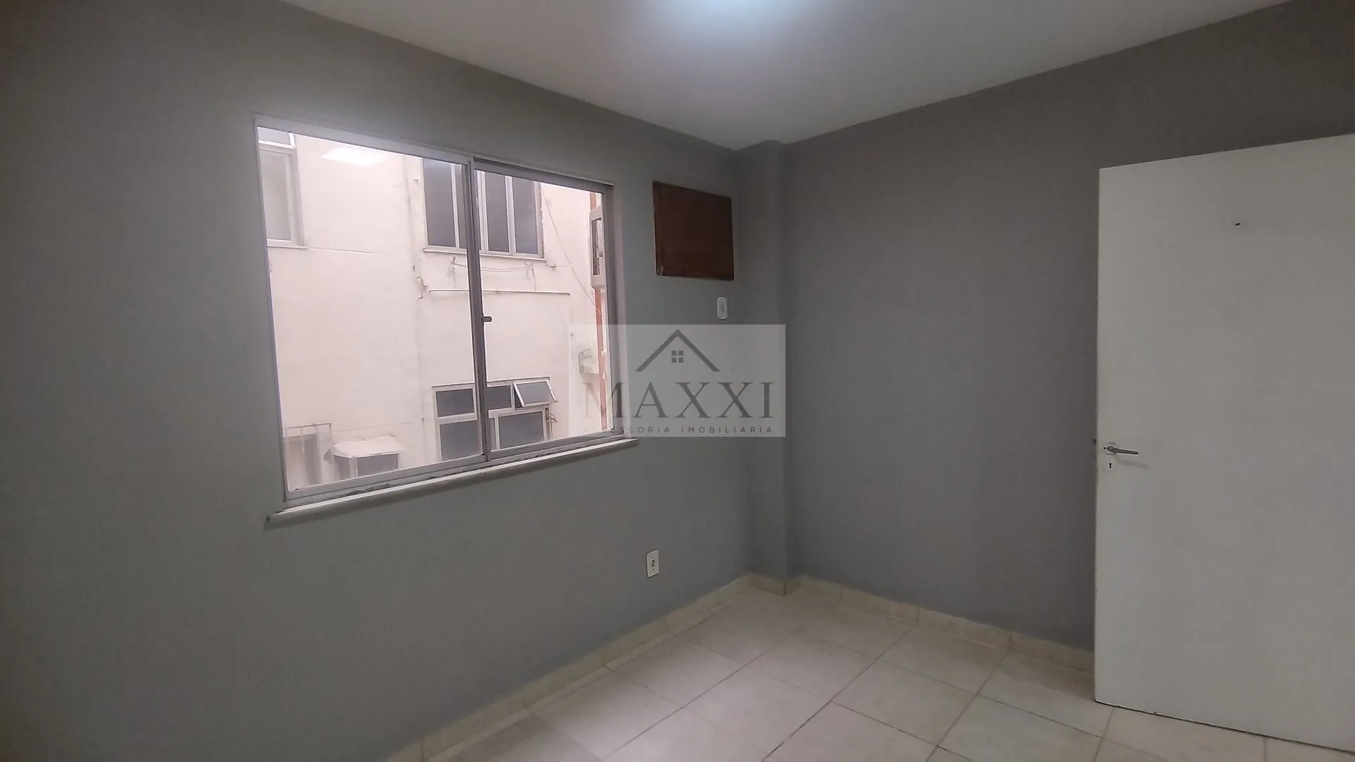 Imagem Apartamento de 2 Quartos na Portuguesa - Ilha do Governador