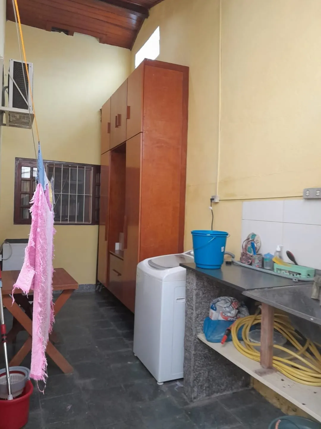 Imagem Casa à venda 3 Quartos, 1 Suite, 2 Vagas, 195M², Mombaça, Pindamonhangaba - SP