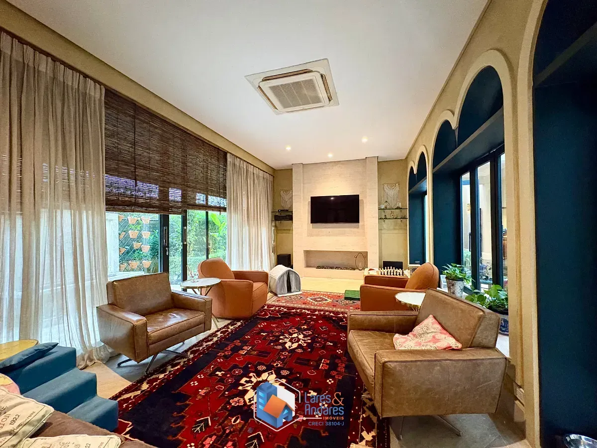 Imagem Casa em condomínio para venda em Vila Morumbi com 5 quartos, sendo 4 suítes, 980m²