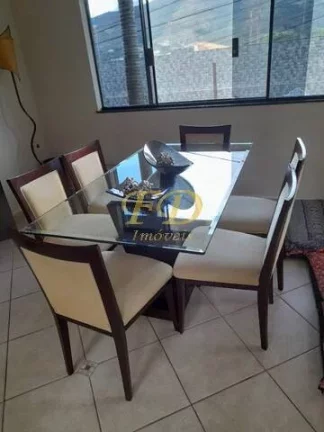 Imagem Casa com Piscina a Venda em Atibaia