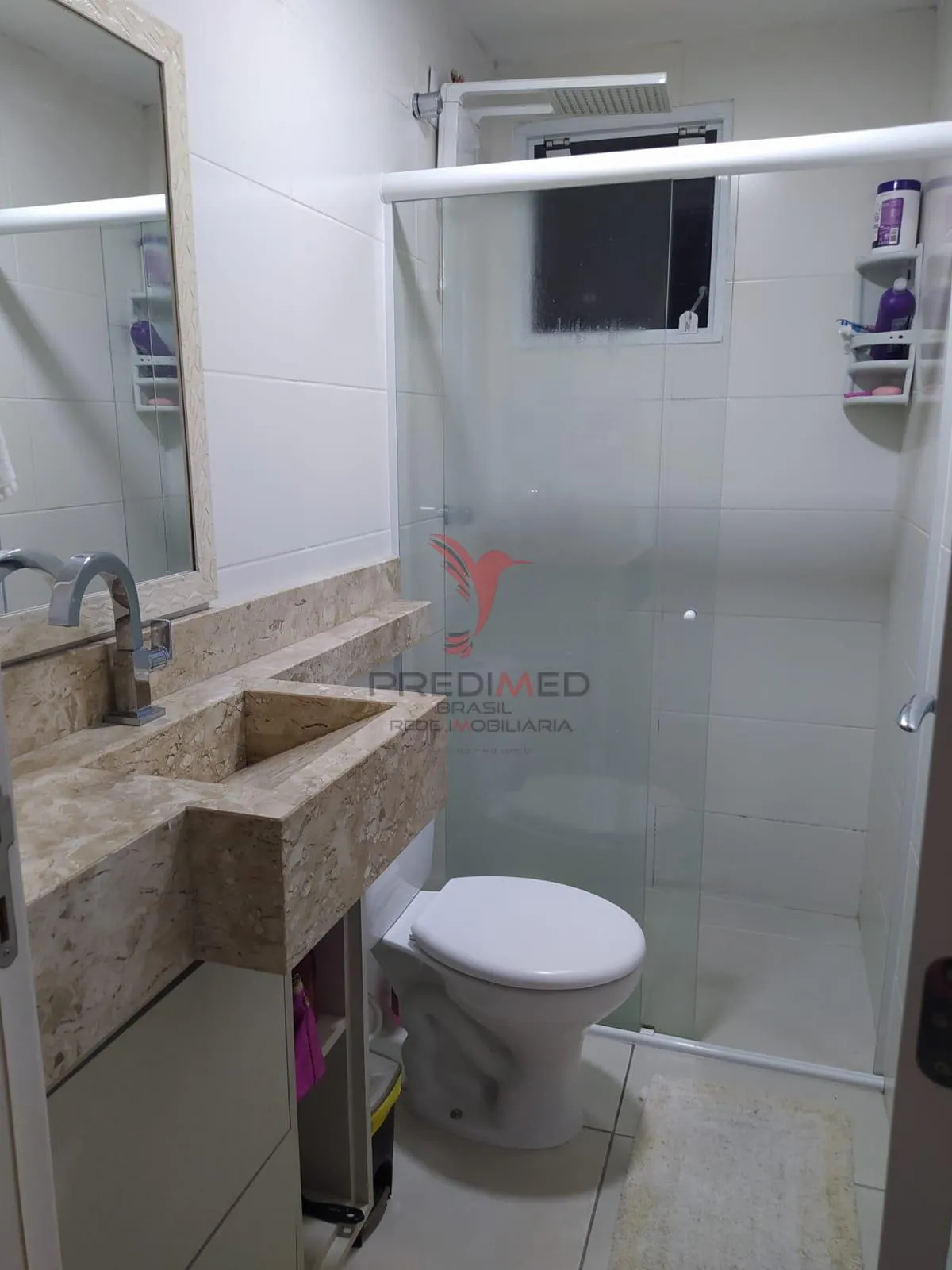 Imagem Apartamento com 2 Dormitórios sendo uma Suíte e sacada com churrasqueira