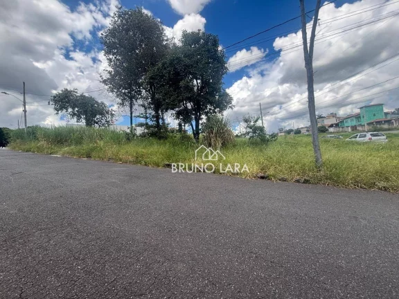 Imagem Terreno à venda no bairro Três Poderes - Igarapé/MG.