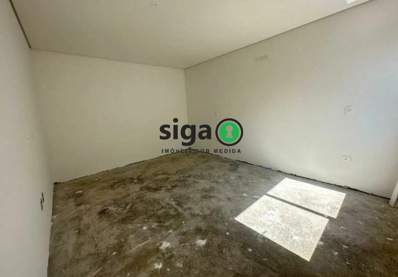 Imagem Casa em Condomínio Fechado à venda no Alto da Boa Vista com 3 Suítes e 3 Vagas - São Paulo