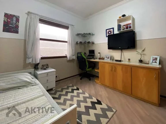 Imagem Casa de Condomínio em Granja Viana - Cotia