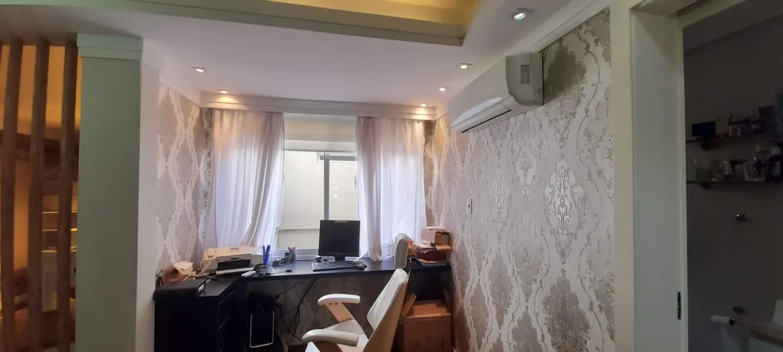 Imagem Cobertura para Venda - 234m², 3 dormitórios, sendo 1 suites, 2 vagas - Santana