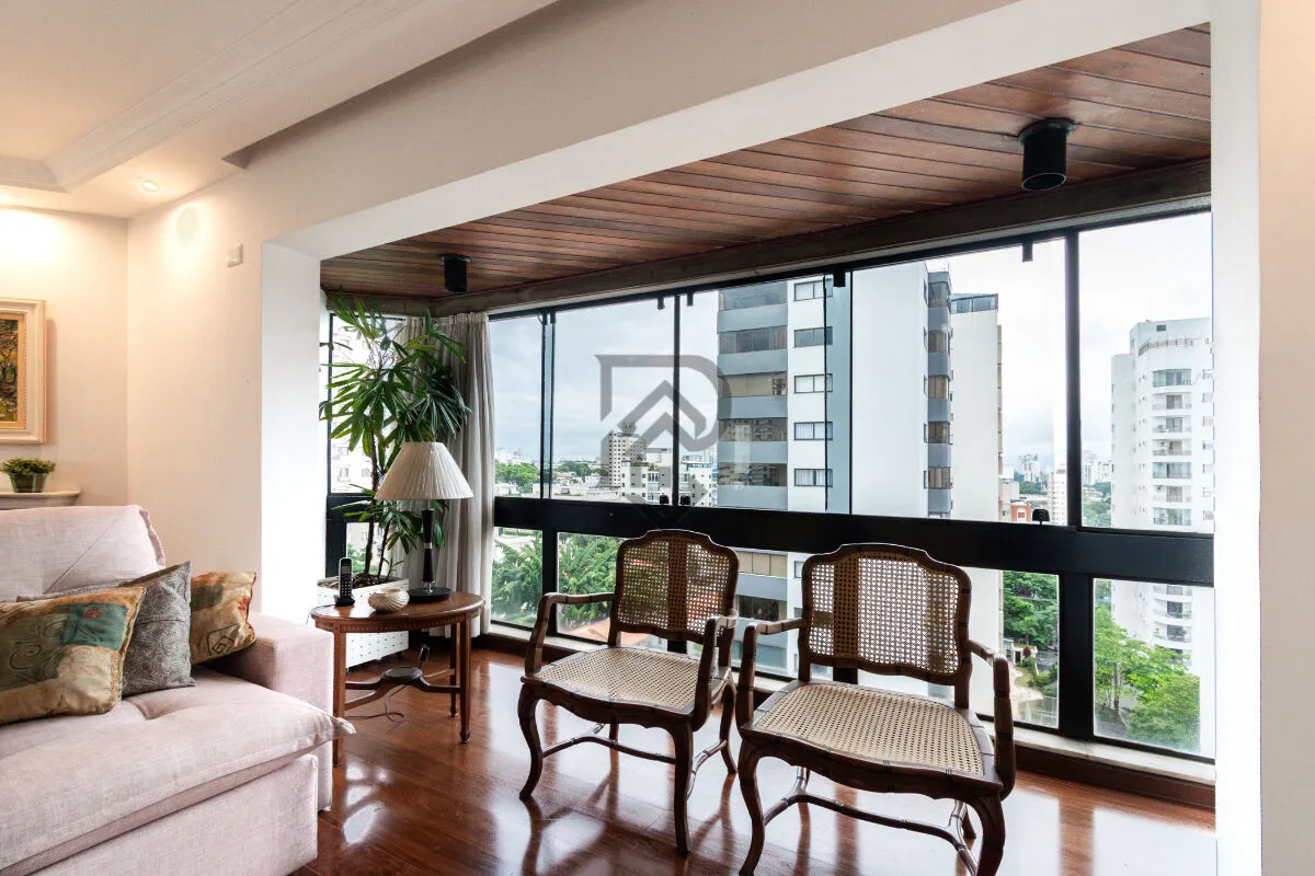 Imagem Apartamento moema andar alto