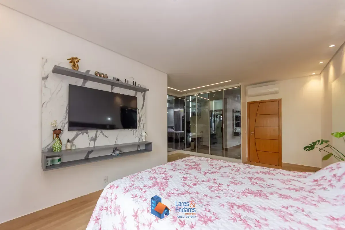 Imagem Casa em condomínio para venda em Vila Pirituba com 4 quartos, sendo 2 suítes, 300m²