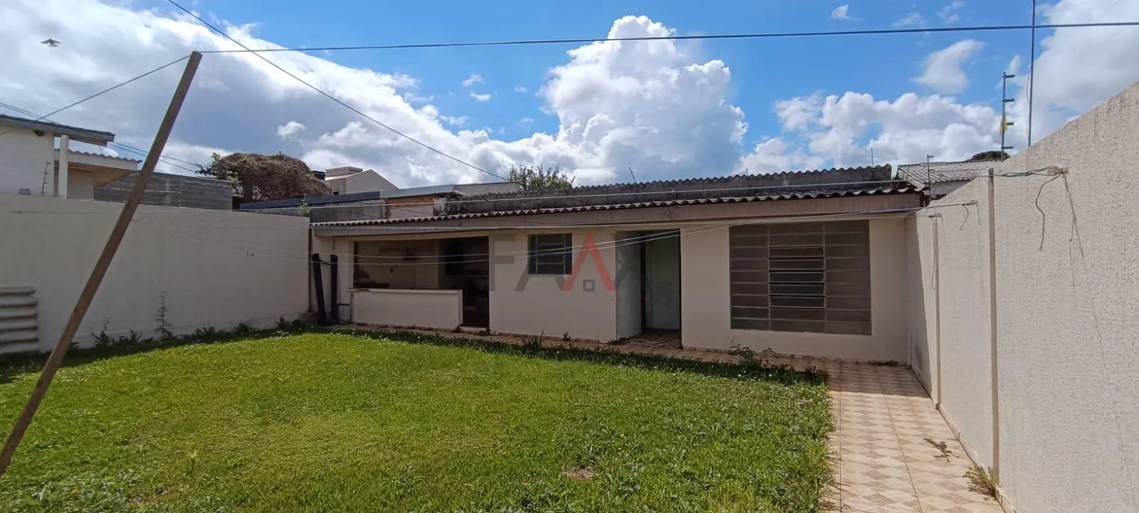Imagem Casa com 5 dormitórios para venda,172.13 m², TRIANON, GUARAPUAVA - PR