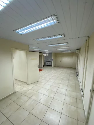 Imagem Excelente salão Av Corifeu