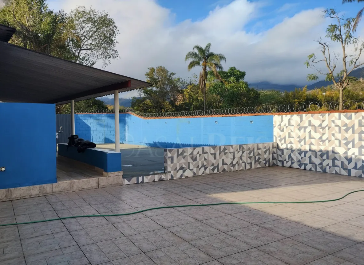 Imagem Chácara 500 m² à venda em Área Rural de Poços de Caldas, Poços de Caldas