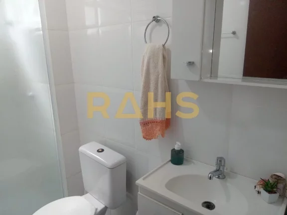 Imagem Apartamento de 1 Quarto a venda no Bairro Santo Antônio. Conta com uma vaga de garagem. Baixo custo...