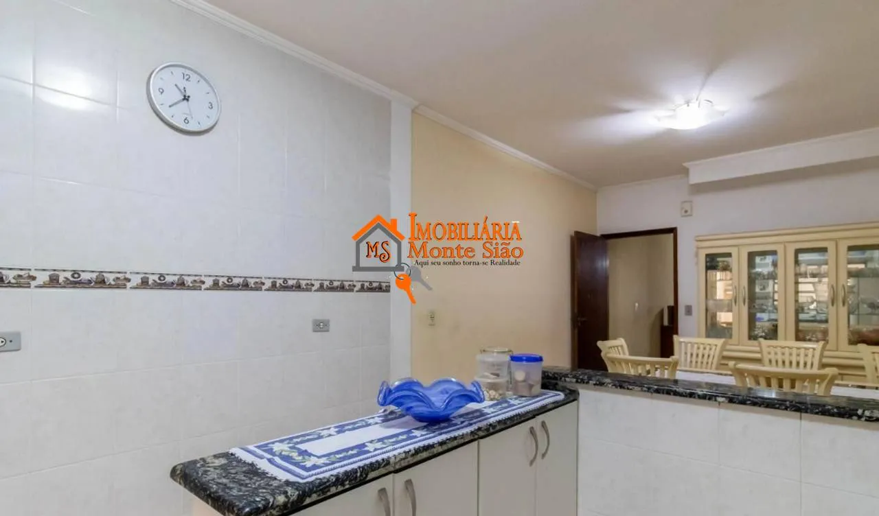 Imagem Sobrado com 4 dormitórios à venda, 135 m² por R$ 750.000 - Ponte Grande - Guarulhos/SP