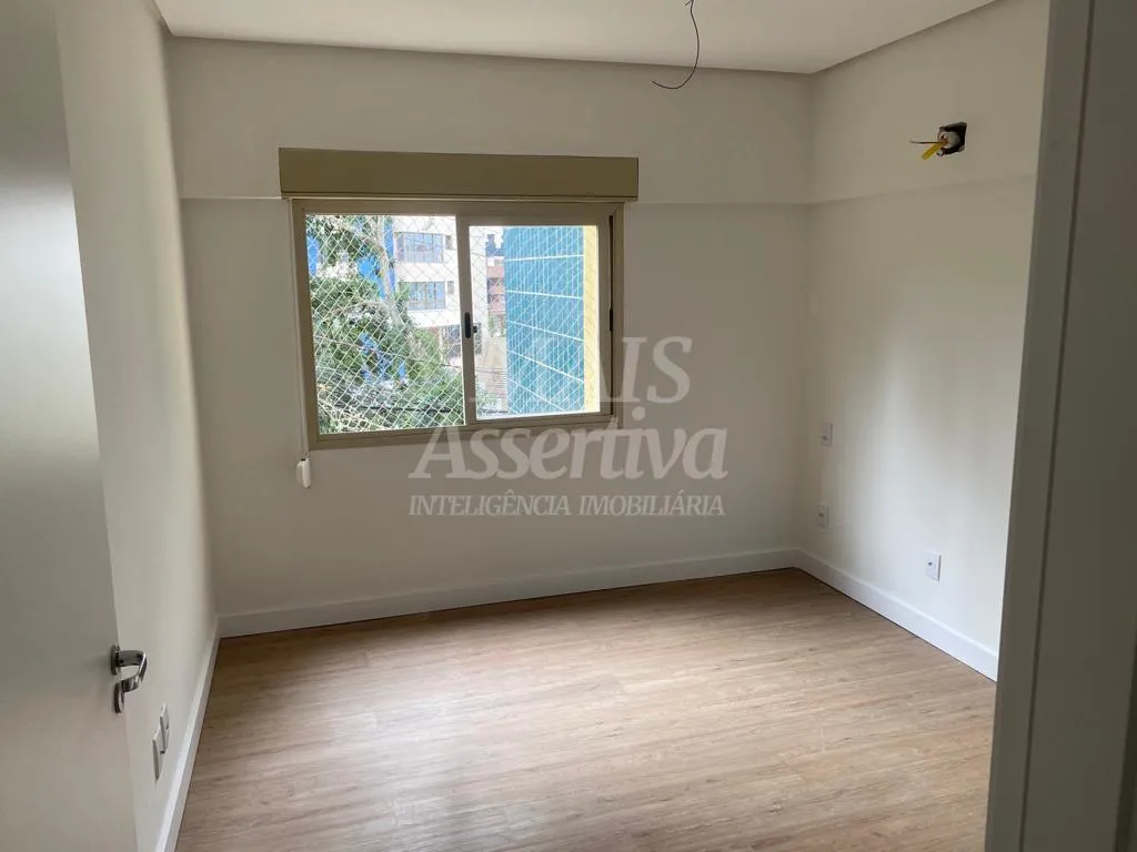 Imagem AMPLO APARTAMENTO PARA VENDA NO BAIRRO CENTRO, EM NOVO HAMBURGO-RS