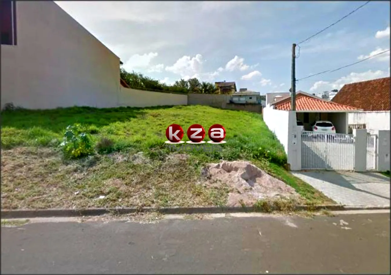 Foto do imóvel Terreno à venda em Valinhos-SP, na Vila Genoveva, com 411m² de área!