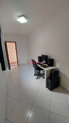 Imagem Sobrado em condomínio 2 dormitórios no bairro Japui – São Vicente