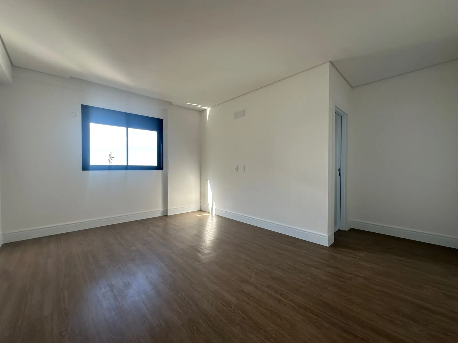 Imagem Apartamento com vista para o mar à venda com 116.27m2 por R$ 2.190.000,00