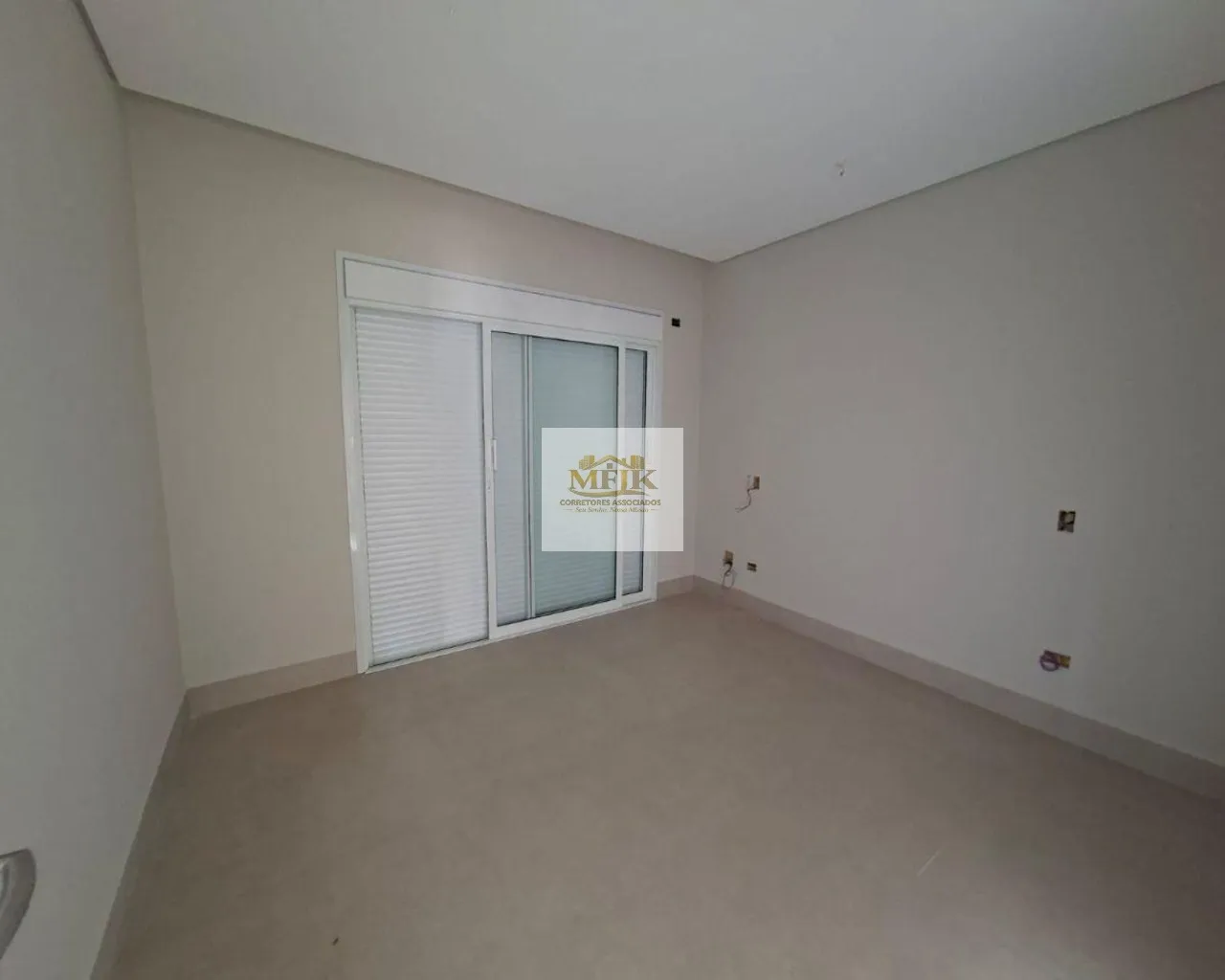 Imagem CASA COM 3 SUITES A VENDA NO ATAMI