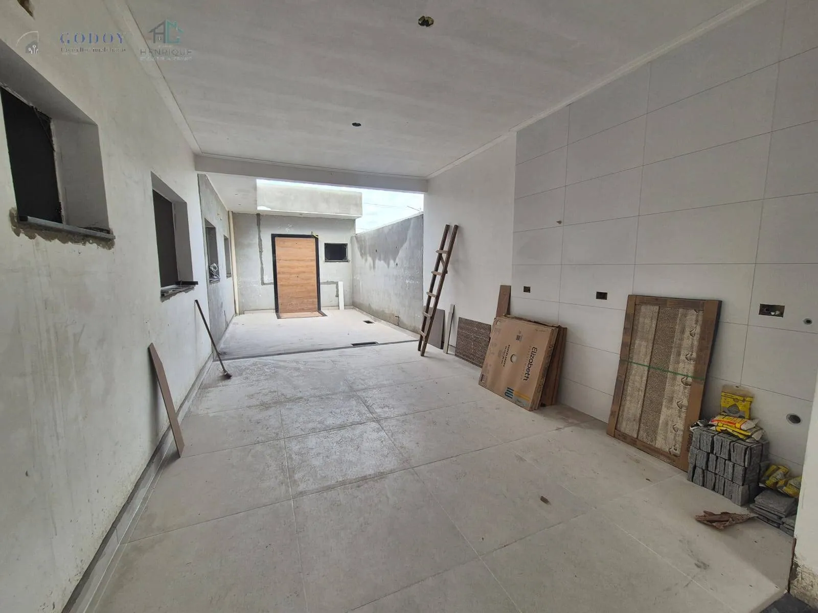 Imagem Casa térrea moderna com suíte, closet e acabamento de alto padrão