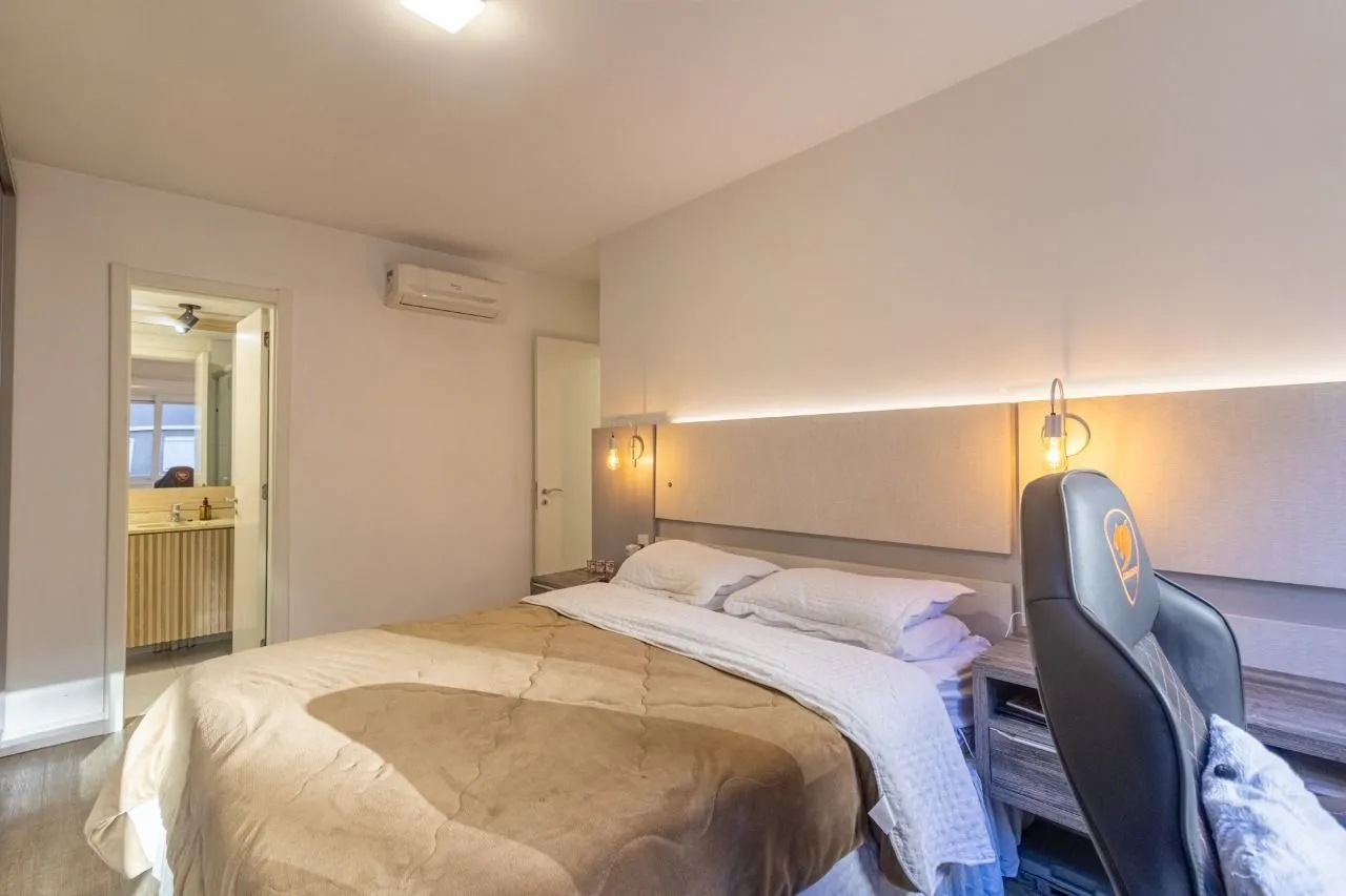 Imagem 3 Dormitórios com Suíte | 90m² | Lareira e Churrasqueira | Bravo Melnick