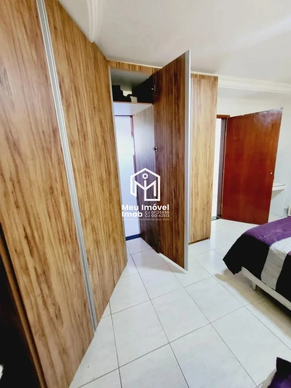 Imagem Casa 3 Quartos 1 Suíte 3 Vagas 250m² Arniqueira