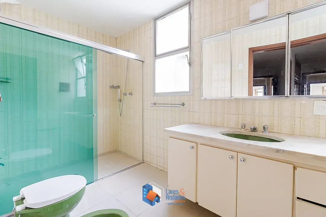 Imagem Apartamento para venda em Santa Cecília com 4 quartos, sendo 1 suíte, 233m²