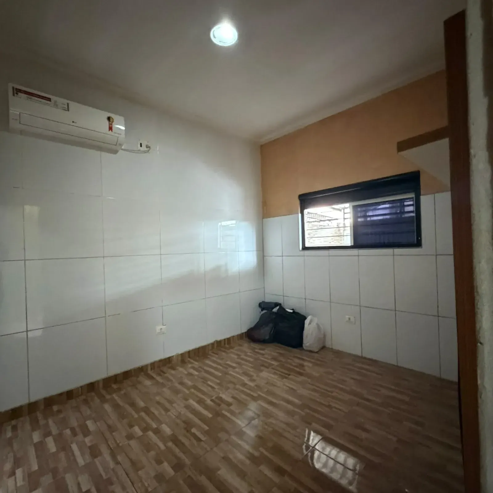 Imagem Casa com 3 Quartos à Venda, 198 m² em Iputinga - Recife