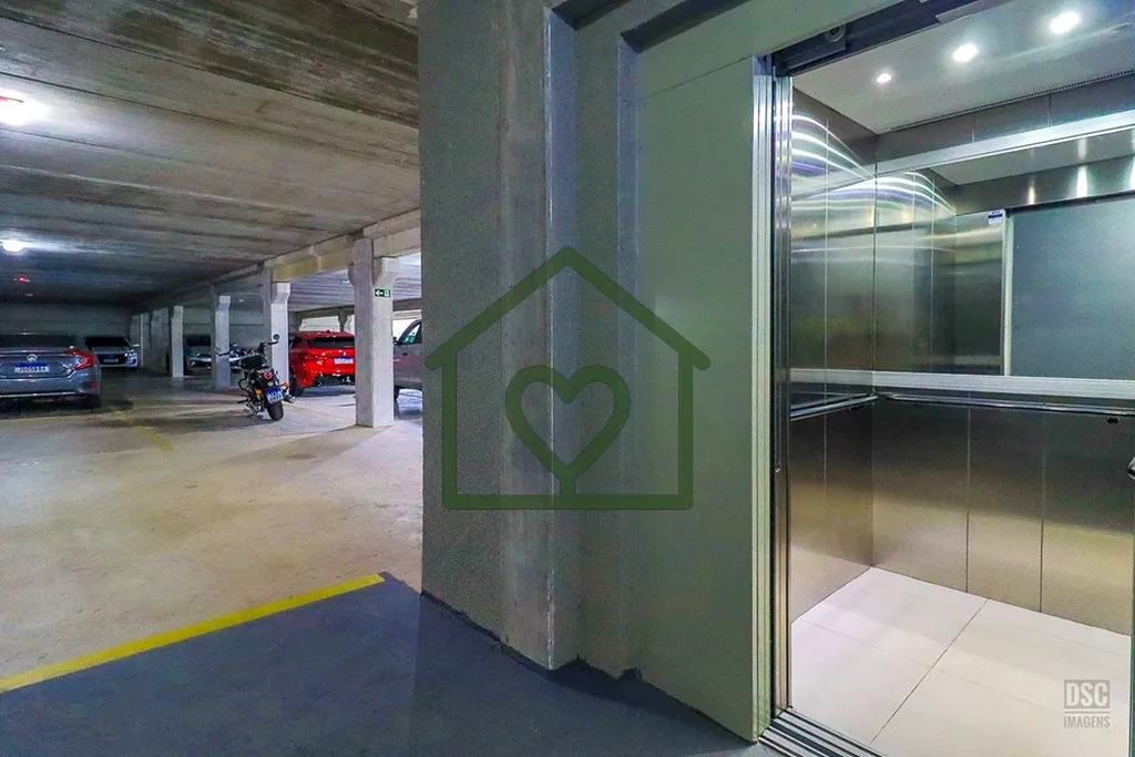 Imagem Este lindo apartamento conta com: 
 2 dormitórios (sendo 1 suíte) 
 55m² bem distribuídos 
 Saca...