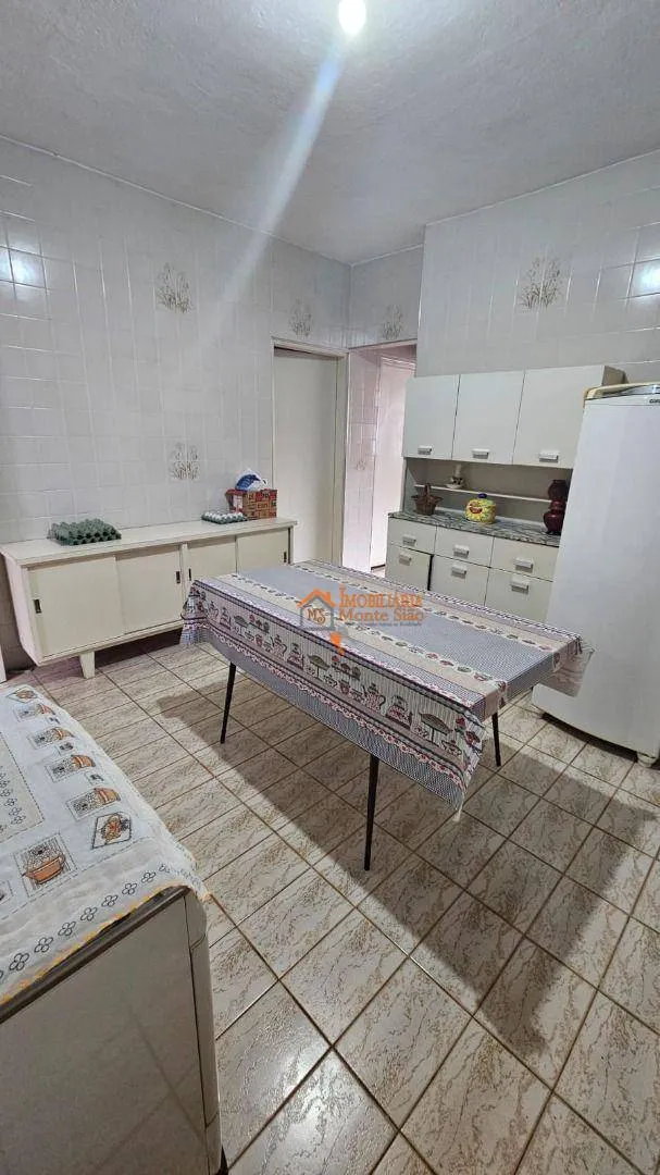 Imagem Casa com 5 dormitórios à venda por R$ 1.270.000,00 - Jardim Cumbica - Guarulhos/SP