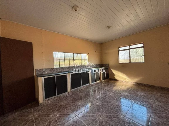 Imagem Casa à venda no Centro - Igarapé/MG.