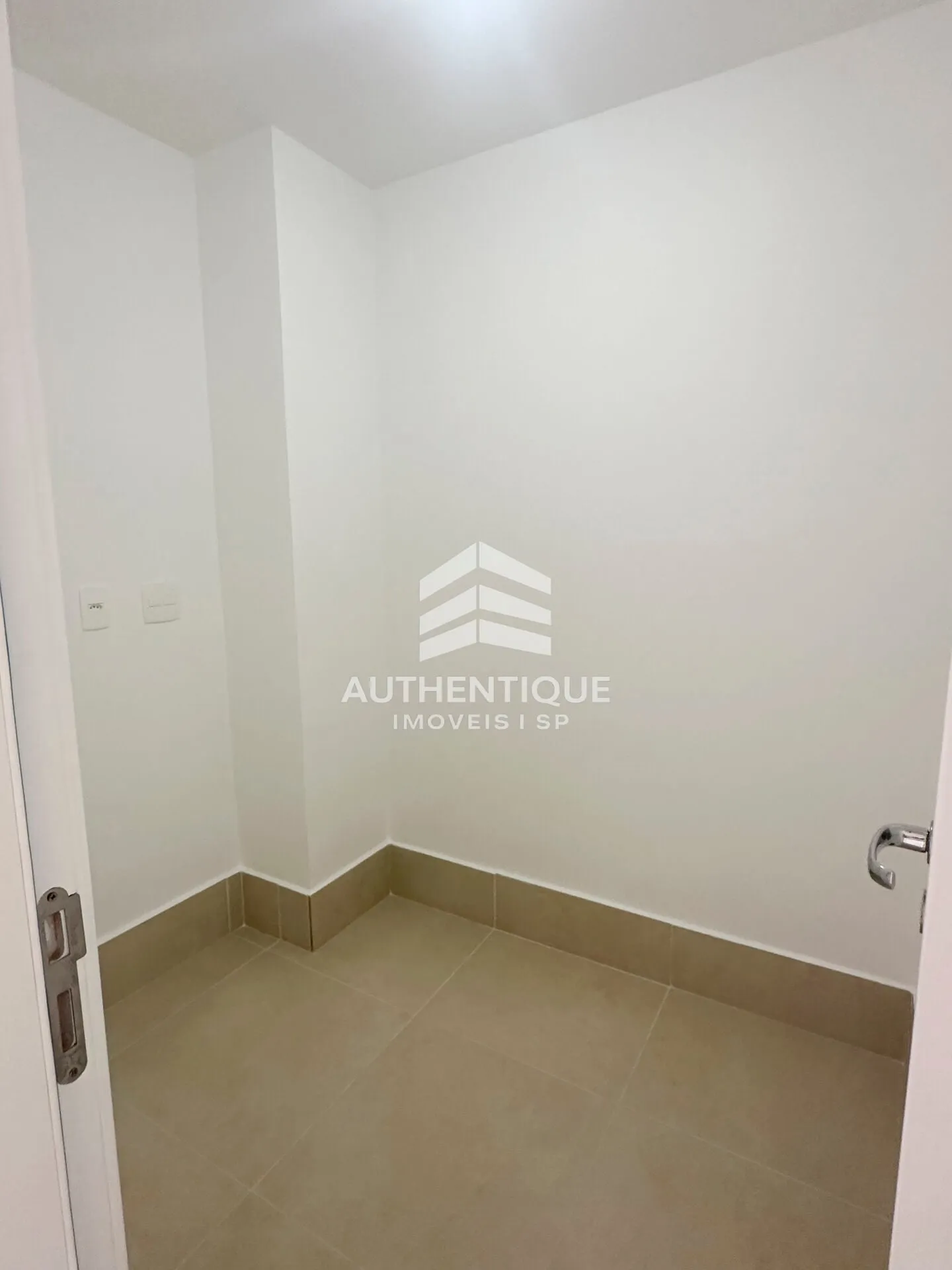 Imagem PREMIUM TAMBORE - Apartamento à venda em Santana de Parnaíba/SP