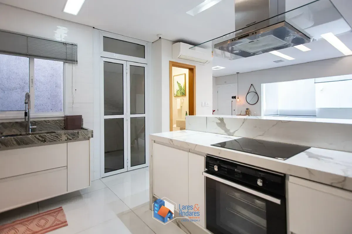 Imagem Casa no condomínio Residencial Lima e Silva para venda com 2 quartos, sendo 2 suítes, 152m²