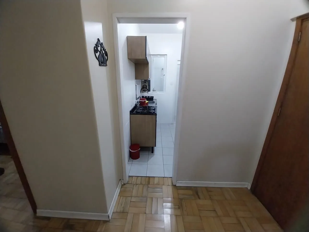 Imagem Oportunidade Excelente Apartamento 1D Mobiliado 2 piso com elevador Cidade Baixa.