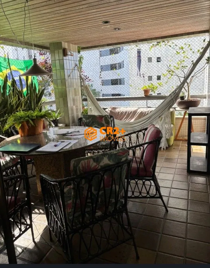Imagem Vendo apartamento 03 quartos, 01 suíte, 237m2, 03 vagas de garagem na Jaqueira.