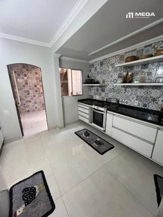 Imagem Casa Linear Alto Padrão com 3 dormitórios à venda, 349 m² por R$ 1.100.000 - Jardim América - Cariacica/ES