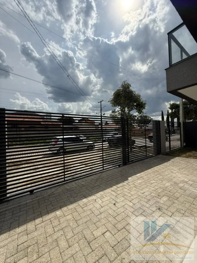 Imagem Triplex para Venda em São José dos Pinhais, Boneca do Iguaçu, 3 dormitórios, 3 suítes, 3 banheiros, 3 vagas
