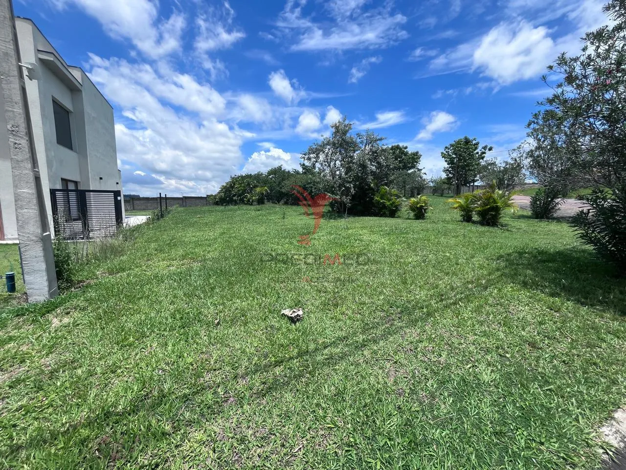 Imagem Terreno a venda em Itu/SP com 1.000 metros, dentro de condominio