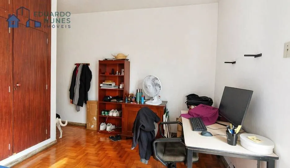 Imagem Casa à Venda no Santo Antônio, com 8 Quartos, 03 vagas, 396 m² de Lote