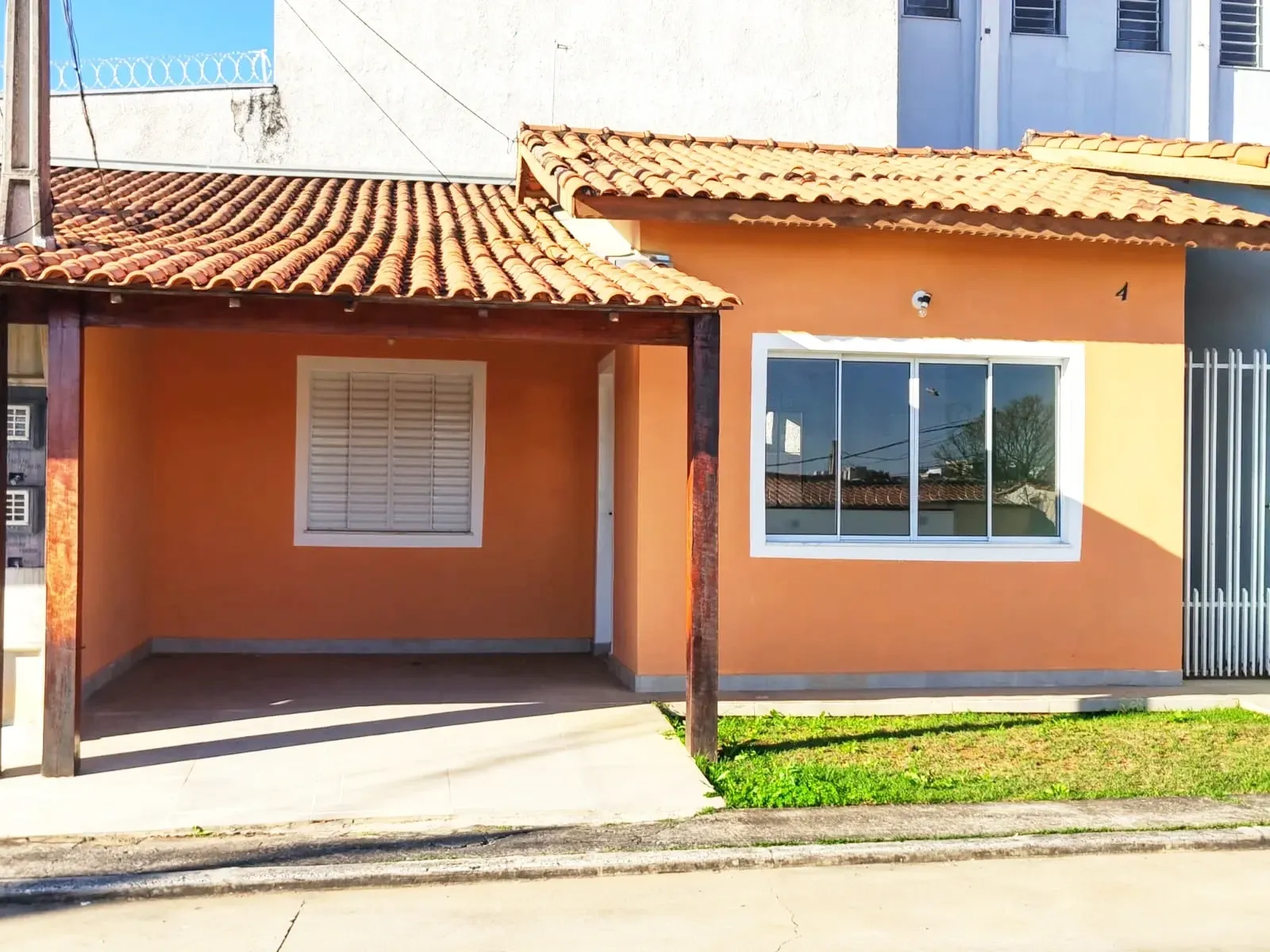 Imagem Casa de Condomínio com 2 Quartos à Venda, 97 metros em Lopes de Oliveira - Sorocaba