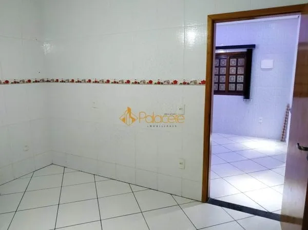 Imagem Casa à venda 2 Quartos, 1 Suite, 2 Vagas, 125M², Residencial Mombaça, Pindamonhangaba - SP