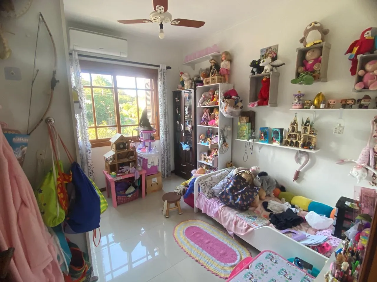 Imagem Excelente apartamento 3 dormitórios sendo 01 suíte, Sacada e com Òtima Posição Solar