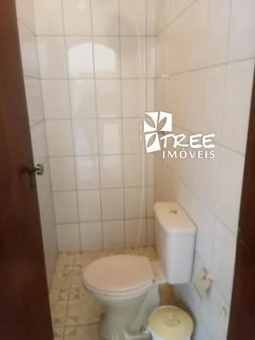 Imagem VENDA DE SOBRADO NO JORDANÓPOLIS, EM ARUJÁ/SP 318m², com 6 quartos, 2 suítes, 2 salas, cozinha c/planejados, despensa, edícula, 2 vagas. CONSULTE-NOS.
