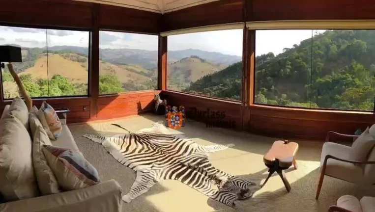 Imagem Fazenda com 5 dormitórios à venda, 690217 m² por R$ 12.000.000,00 - Mundo Novo - Gonçalves/MG