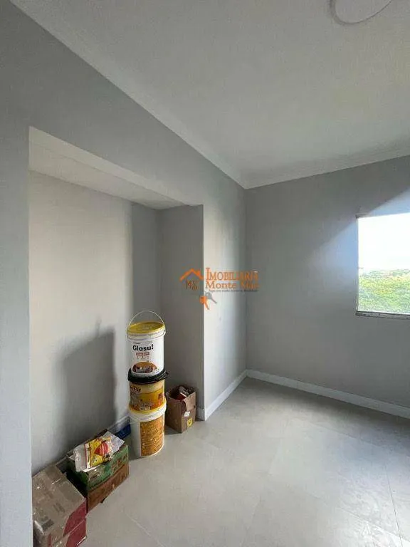 Imagem Apartamento com 2 dormitórios à venda, 65 m² por R$ 330.000,00 - Vila Augusta - Guarulhos/SP