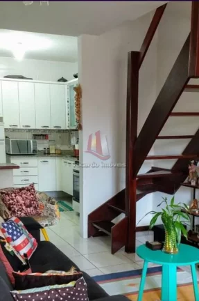 Imagem Casa duplex em condomínio à venda em Cabo Frio