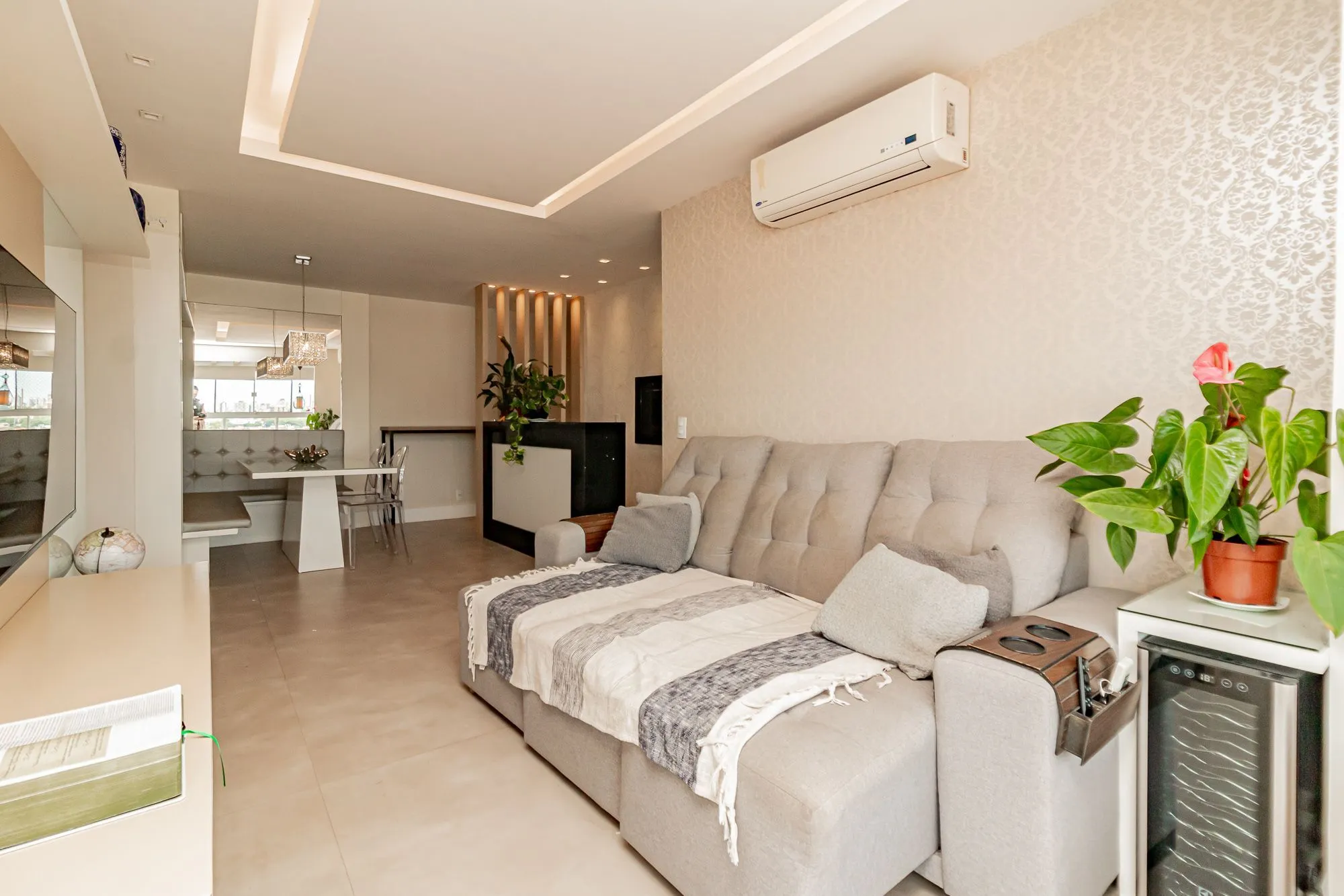 Imagem Apartamento 3 dormitórios, 2 banheiros, 1 vaga coberta e piscinas B. São Geraldo