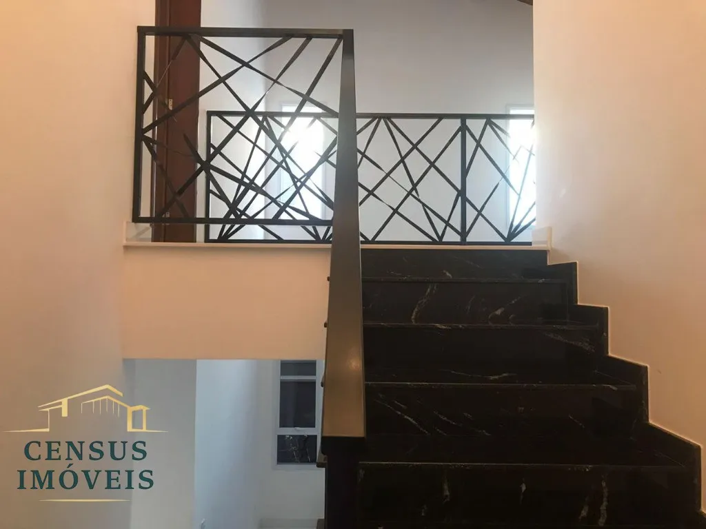 Foto do imóvel: Casa à venda em condomínio com 3 suítes e 175m² em Vinhedo-SP, no Condomínio Morada do Bosque. em Condomínio Residencial Morada do Bosque